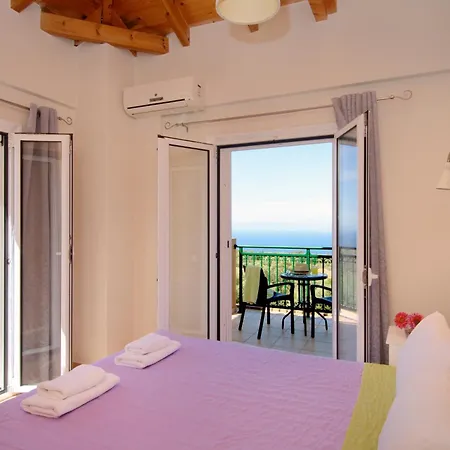 Villa Kalliphaeia 3 Bed Lefkada Tsoukaládhes